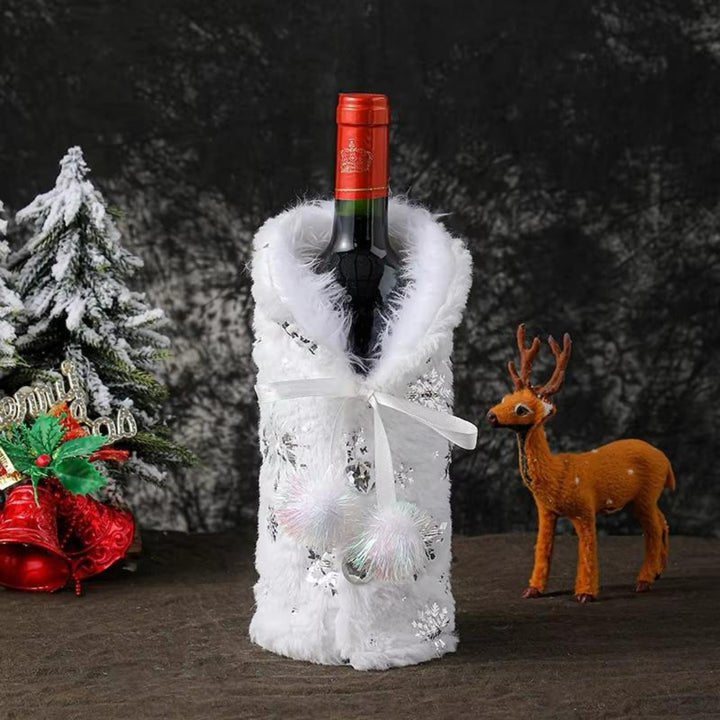 Winter Wonderland Wine Sleeve