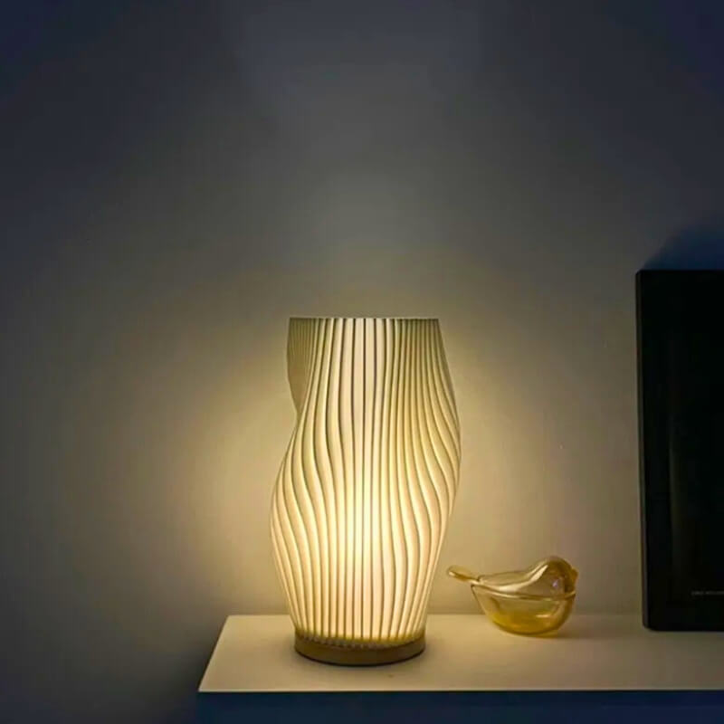 Dancing Nordic Lamp