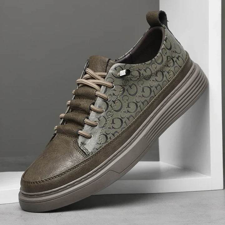 Giovanni Crest Italian Leather Sneakers