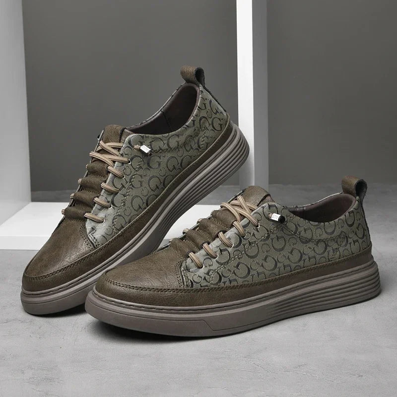 Giovanni Crest Italian Leather Sneakers