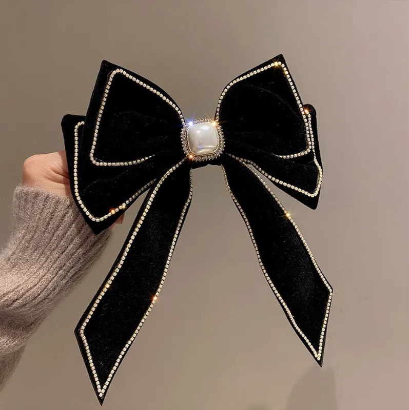 Velvet Pearl Bow