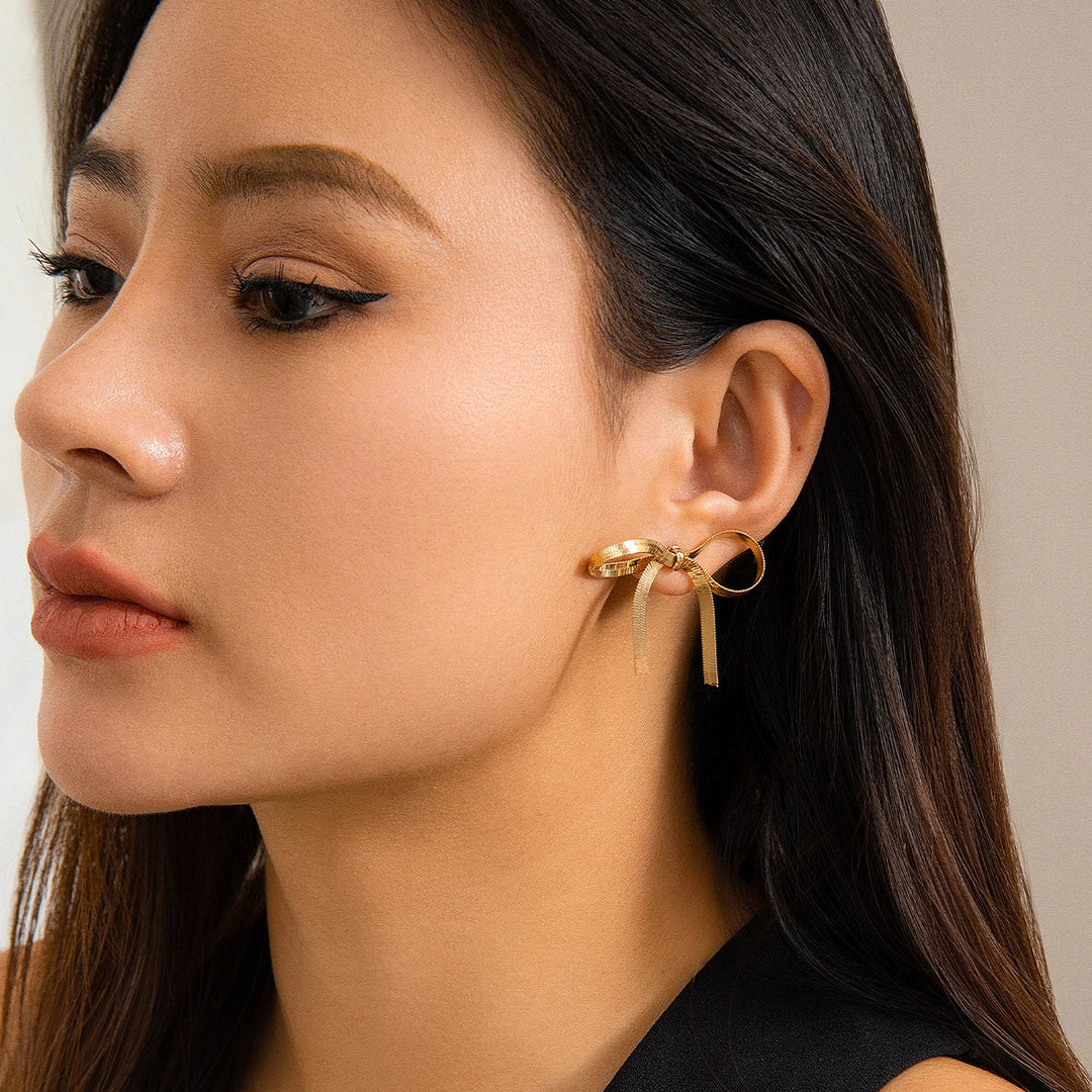 Mileena Bow Earrings